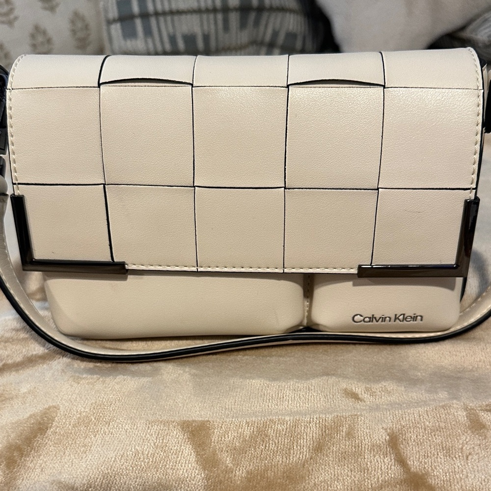 Calvin Klein White Crossbody Bag